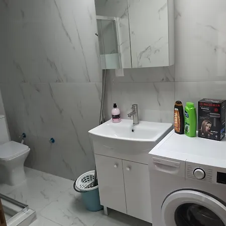Axas Apartment